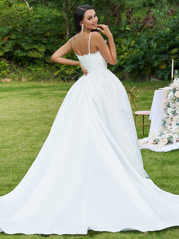 Wholesale Ball Gown Lace Ruffles V-neck Sleeveless Sweep/Brush Train Wedding Dresses